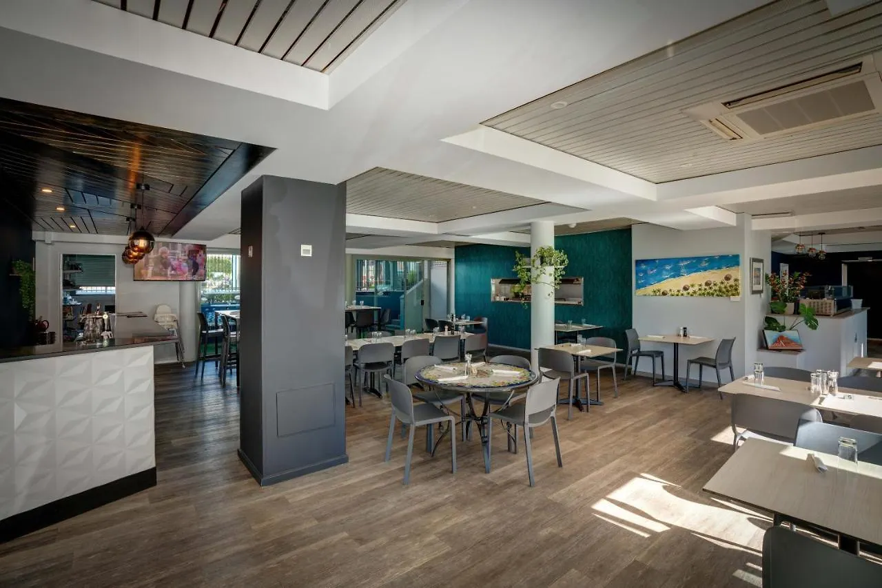 Broadwater Resort Como Perth 4*,