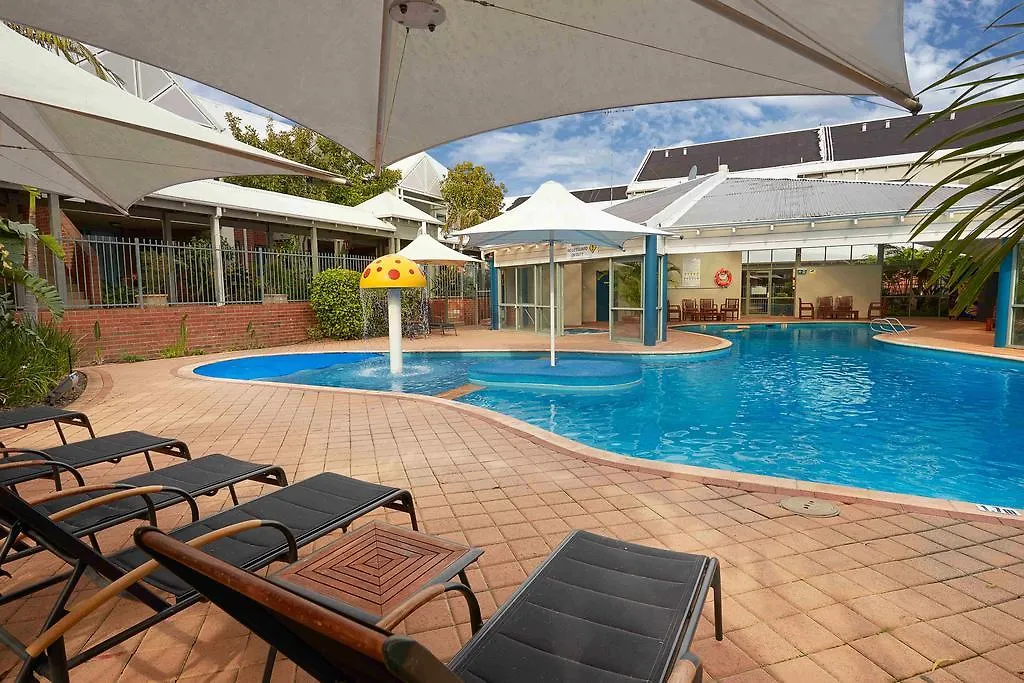 **** Apart Otel Broadwater Resort Como Perth Avustralya